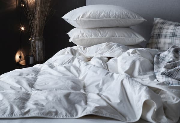 IKEA vraagt klanten oude dekbedden en hoofdkussens in televeren voor recycling