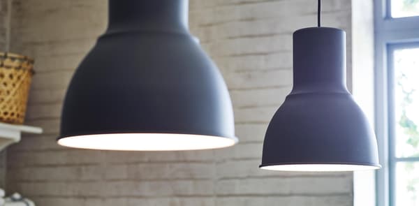 Iluminación Voxtorp en gris oscuro