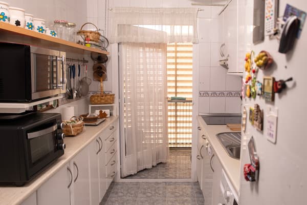 Imagen de la cocina de Feli antes de la reforma. 
