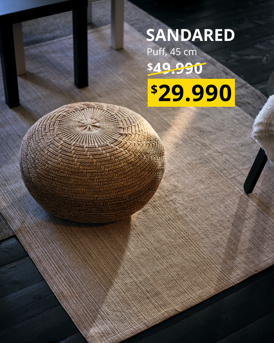 Imagen promocional con precio destacado en amarillo de renovación de living.