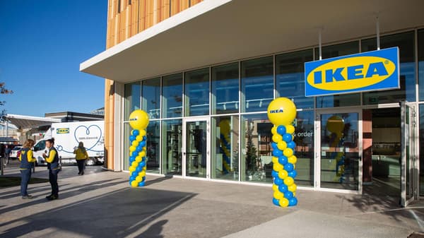 Immagine della facciata del negozio di IKEA Bergamo Curno plan and order point