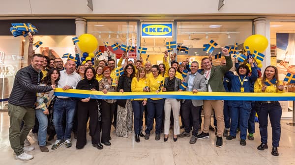 Immagine della facciata del negozio di IKEA Modena Plan & order point.