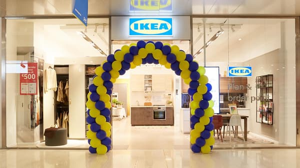 Immagine della facciata del negozio di IKEA Vicenza plan and order point.