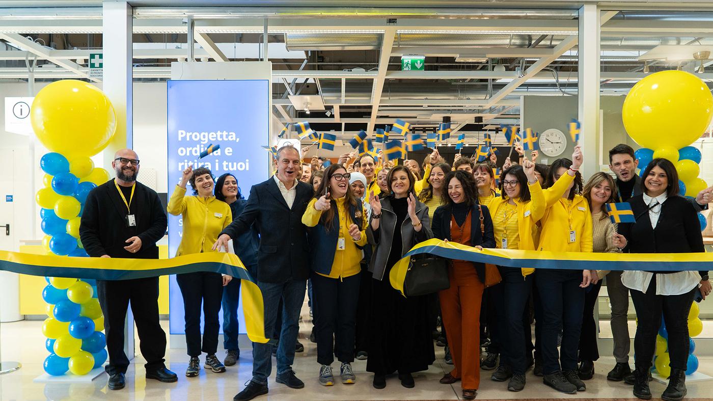 Inaugurato a Novara il secondo plan, order and pick-up point della regione

