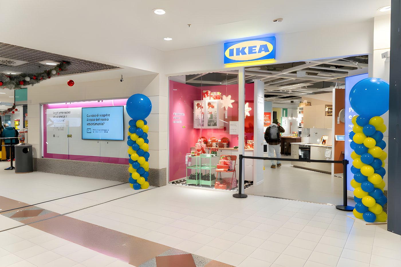Ingresso dell'IKEA Lecco plan and order point