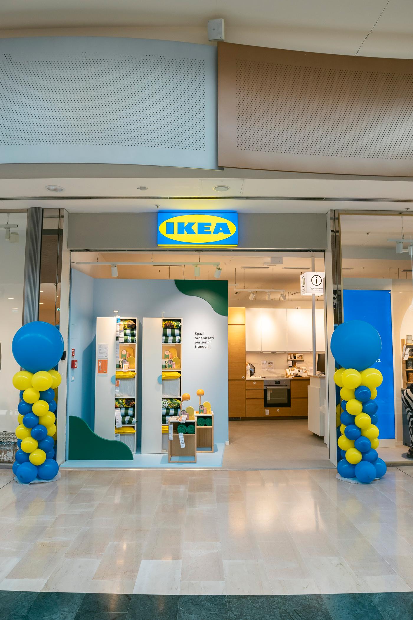 Ingresso dell'IKEA Taranto plan and order point