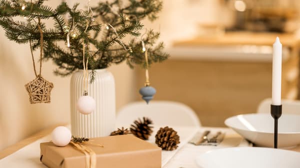 Inspiration Christbaumkugel in neuem Stil 