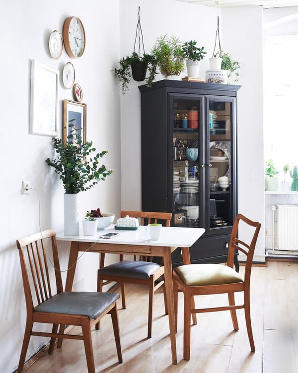 Installez une petite table dans la cuisine.