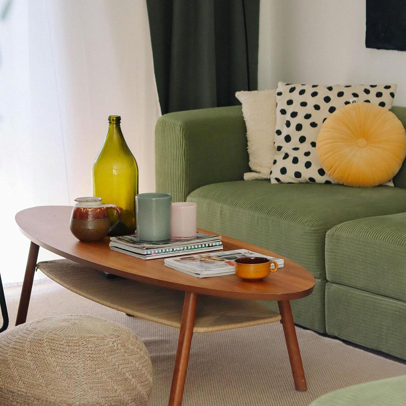 JÄTTEBO grön manchestersoffa.