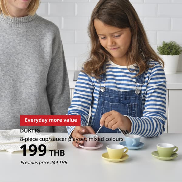 Just like your porcelain, only a little smaller. When it's time to have a make-believe tea party with friends or soft toys, the table setting should look nice. If you’re lucky, you’ll also be invited.