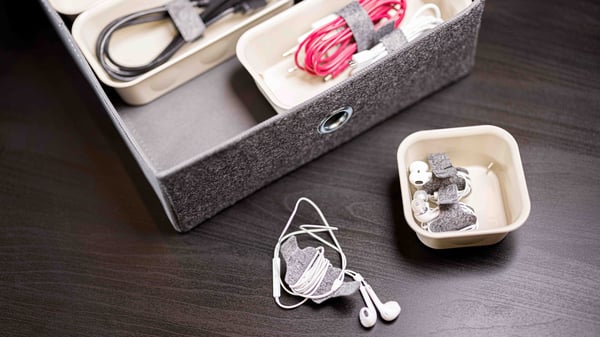 Kabelbinder aus Filz. 