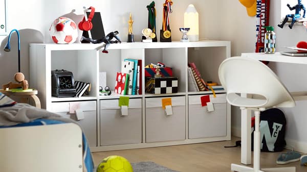KALLAX shelving units