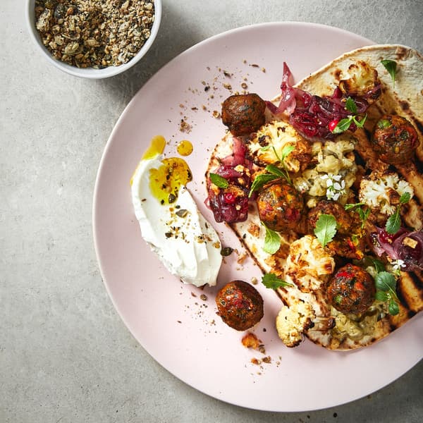Kebab vexetal con albóndegas de verduras
