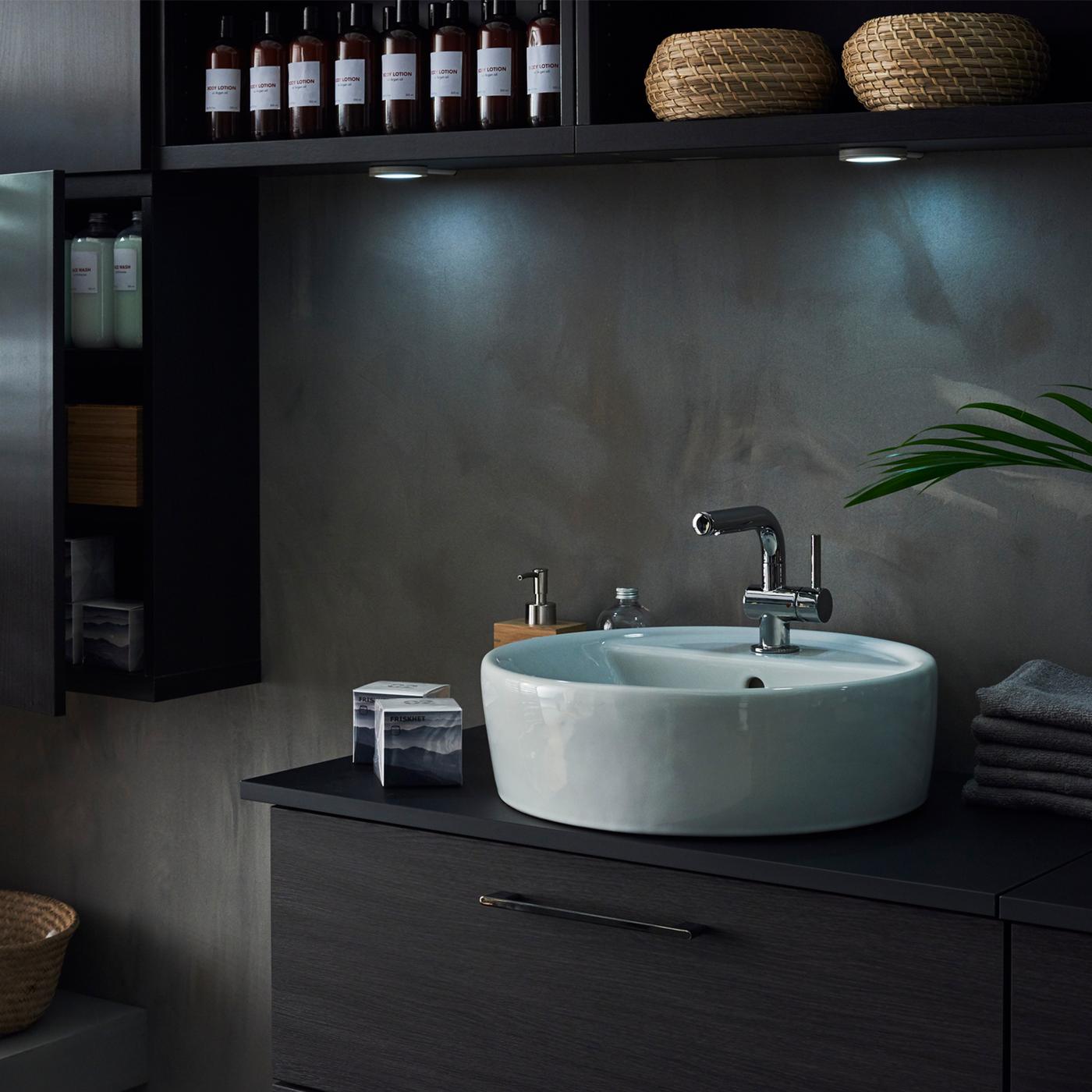 خدمة التركيب.