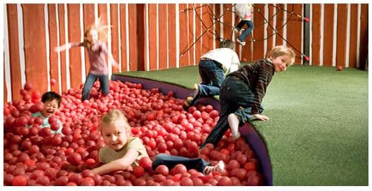 Kids playing in the Småland.