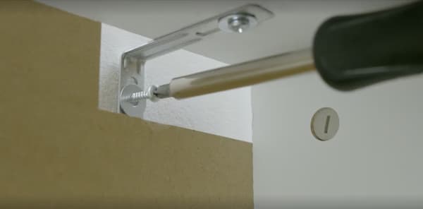 Kit de anclaje a la pared de Hogares más Seguros