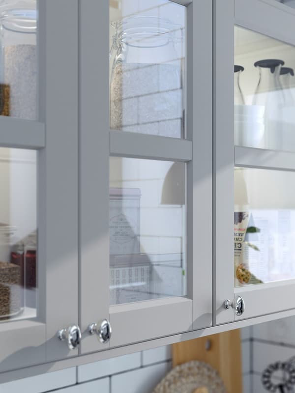 kitchen cabinet 