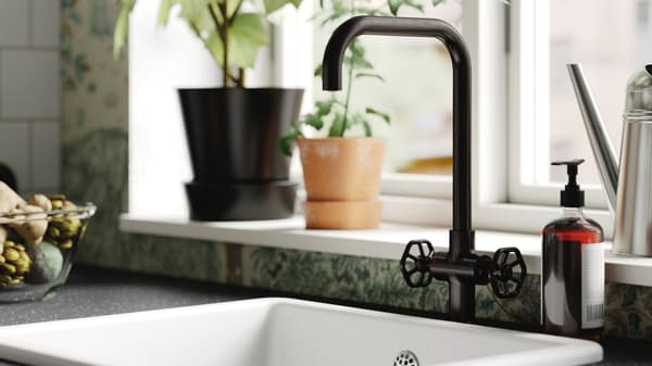 Kitchen faucets & sinks.