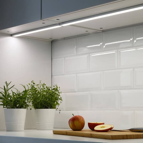 Kitchen renovations: mistake one, leaving kitchen lighting until the end.