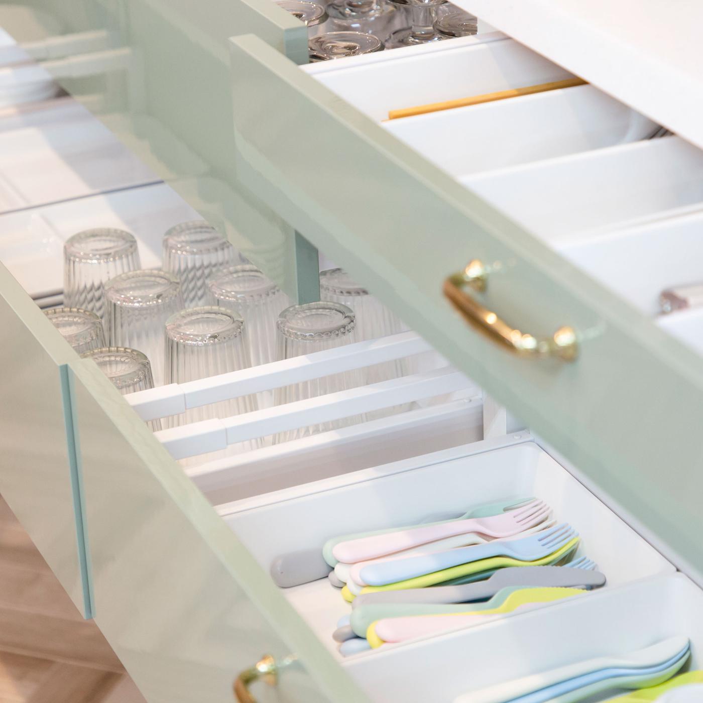 キッチンの引き出しの中