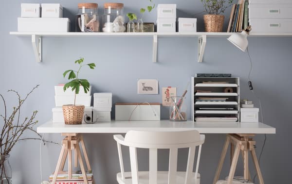 Kleinaufbewahrung für Büro-Zubehör im Home Office verwenden