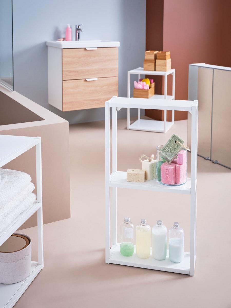 Kleines weißes ENHET Regal