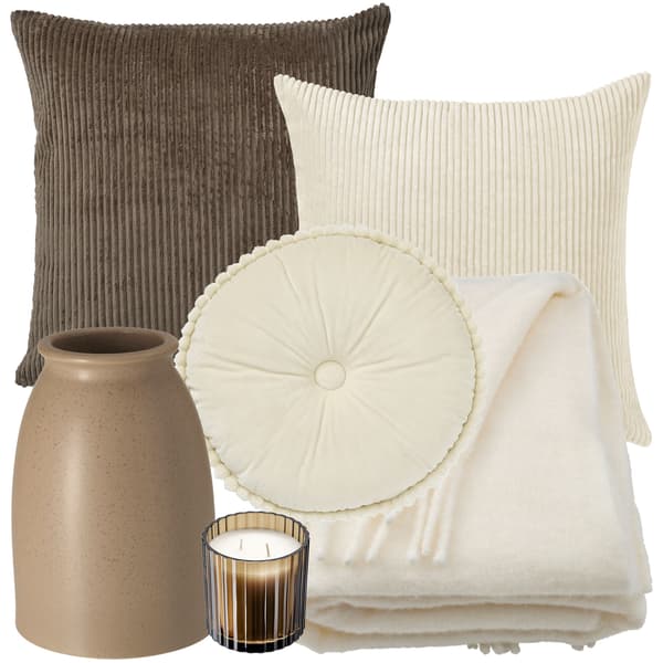 Kollagbild med tre kuddar i brun och ljusbeige färgskala, en offwhite filt, en brun vas och ett beige doftljus.