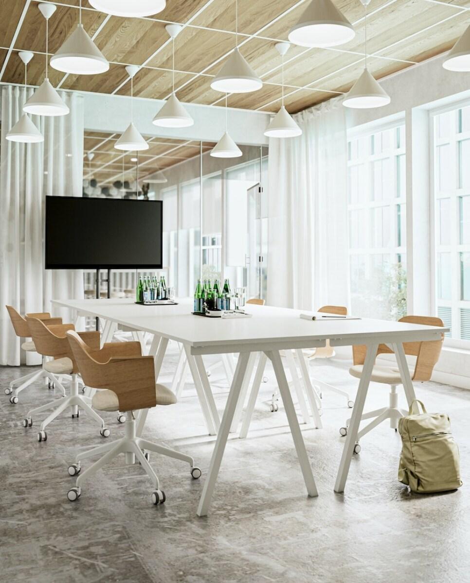 Konferencijski i stolovi