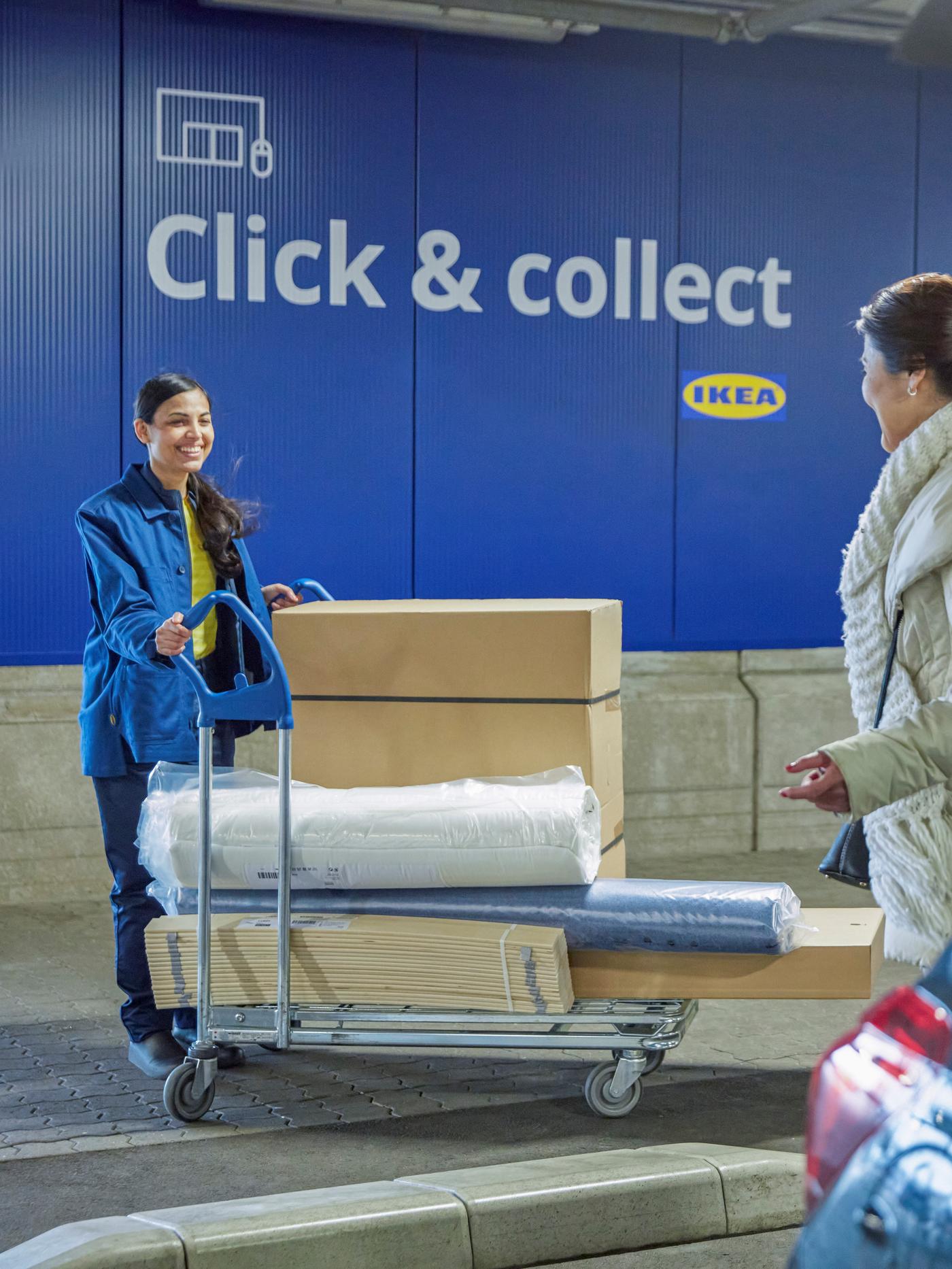 Kunde holt das Produkt per Click & Collect ab.