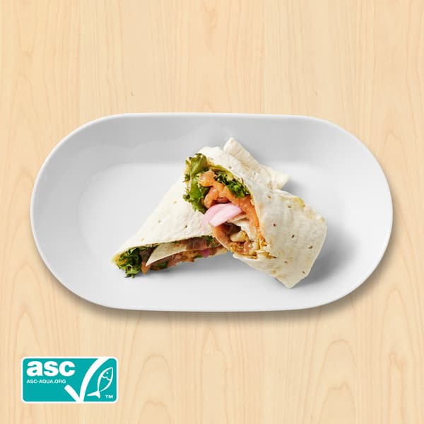 Laksewrap
med salat, syltede rødløg, ristede løg og sennep-/dildsauce

29.-

Laks fra et ansvarligt ASC-certificeret hav- og dambrug. www.asc-aqua.org ASC-C-00703