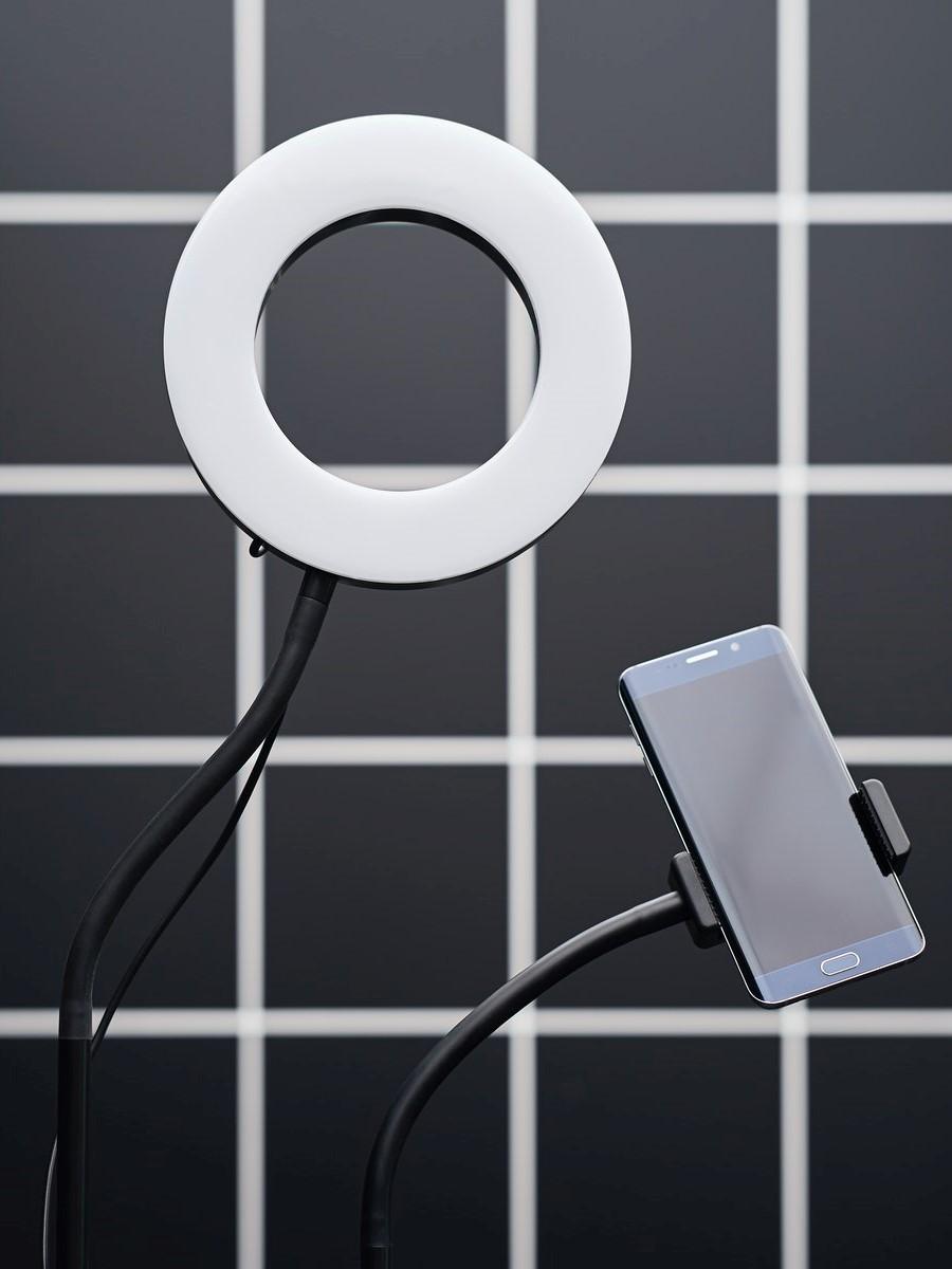 LÅNESPELARE kör alakú lámpa telefontartóval.