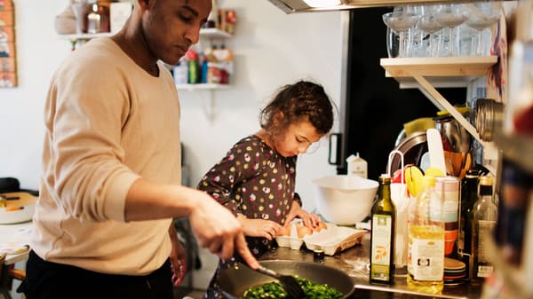 Laporan Life at Home IKEA 2018 menyampaikan cara orang ramai di seluruh dunia tinggal di rumah. Ia menjadi inspirasi kami semasa membangunkan produk baharu untuk tahun akan datang.