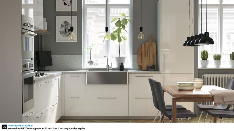 Une cuisine moderne et lumineuse, avec du bois - IKEA