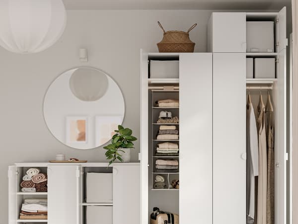 LASTARE Kleiderschrank mit STUK Boxen.