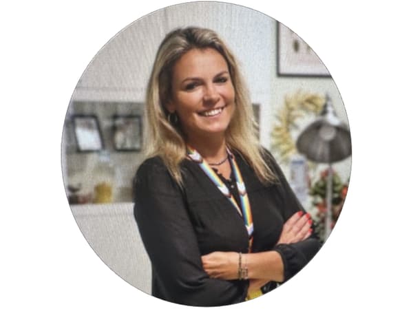Laura Vicente Cerqueira Fernandes 