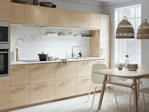 Learn more about our 25-year guarantee for material and craftsmanship on METOD kitchens.