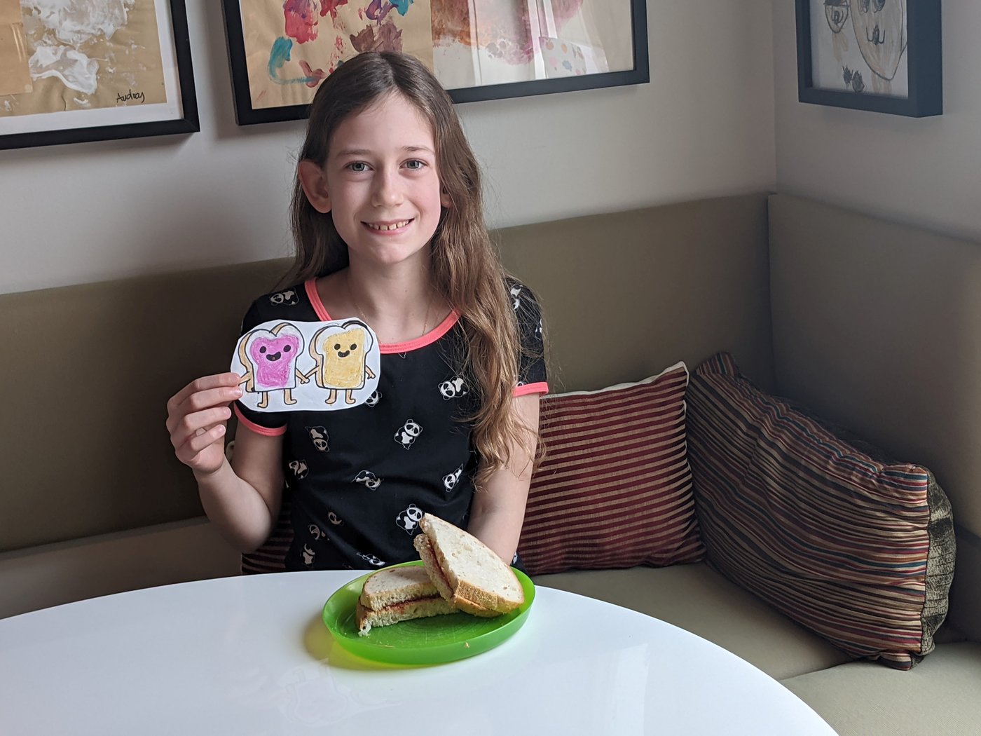 Les amis Sandwich sont arrivés chez IKEA Canada.