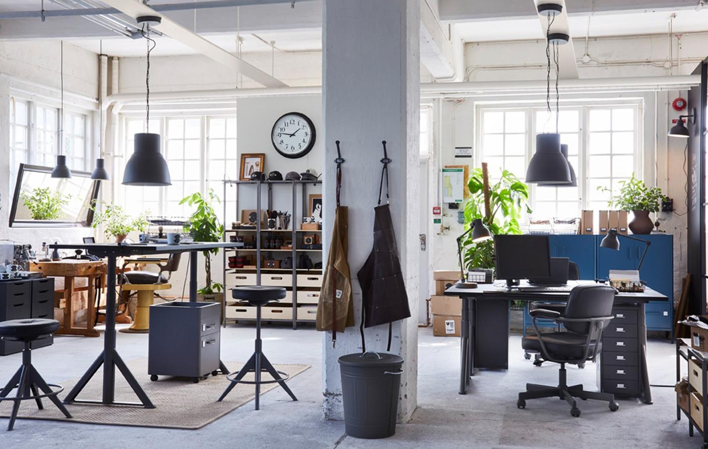 Les meubles de bureau IKEA IDÅSEN s'adaptent à toutes les entreprises