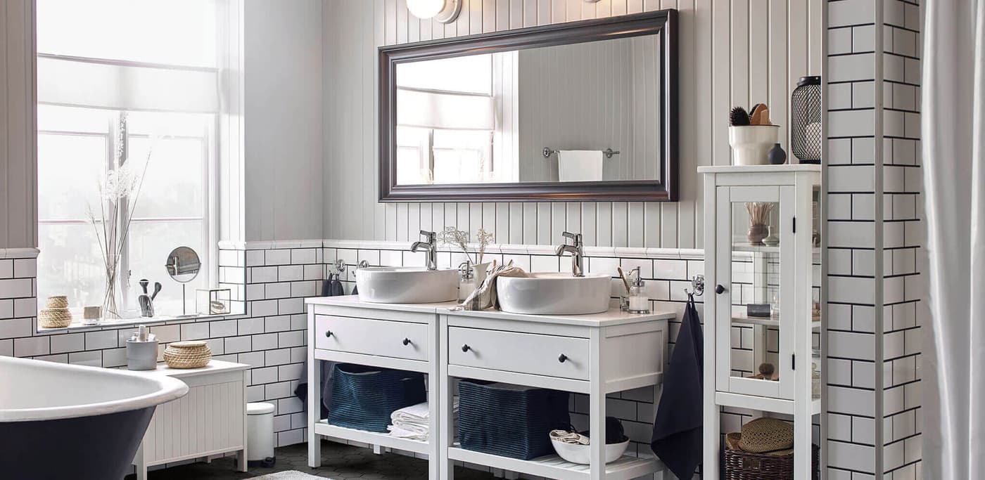 41 Beautiful Farmhouse Bathroom Accessories Ideas With Images