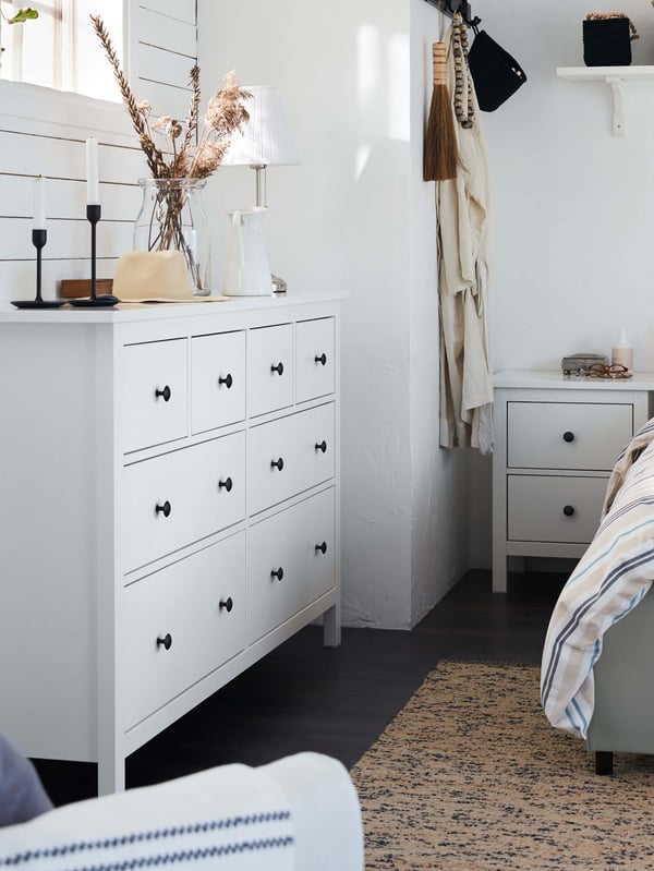 Link to the dressers and storage drawers page