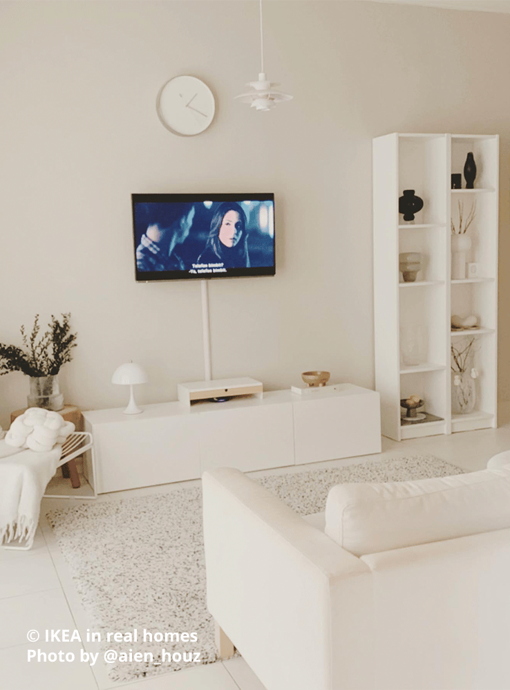 Living room setting. IKEA in real homes Photo by @aien_houz