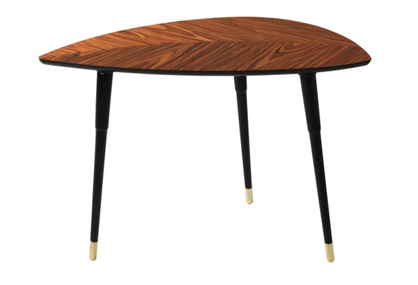 LÖVBACKEN ialah replika meja yang dijual di IKEA pada tahun 1956 yang dinamakan LÖVET. LÖVET ialah produk pertama kami yang dijual sebagai pek leper.