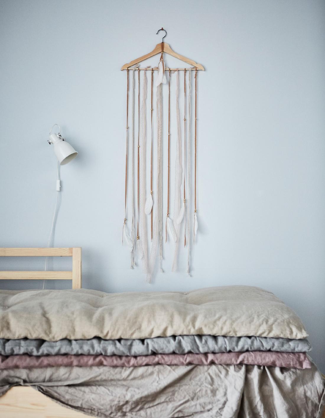 6 DIY design ideas for IKEA BUMERANG clothes hangers IKEA