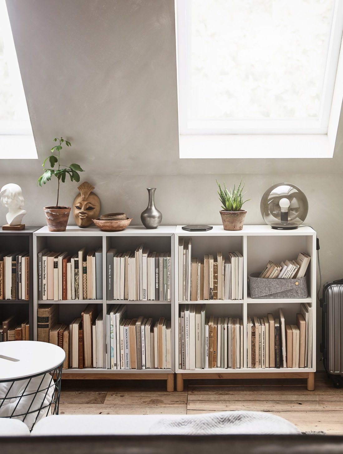 Create an office in your spare room IKEA