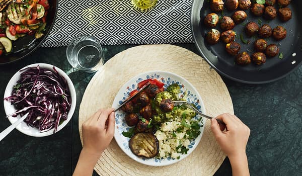 Mangiare nel rispetto dell’ambiente e risparmiando l’acqua