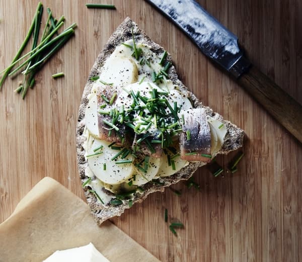 Marinated herring toast