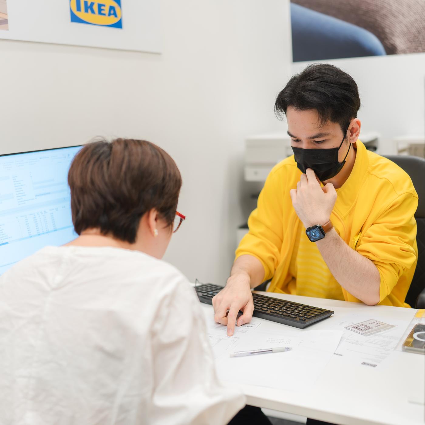 Meet a dedicated kitchen specialist who will sit down with you for 1-1.5 hours to plan your dream kitchen. Kitchen design services available at IKEA Bangna , IKEA Bang Yai or IKEA Phuket