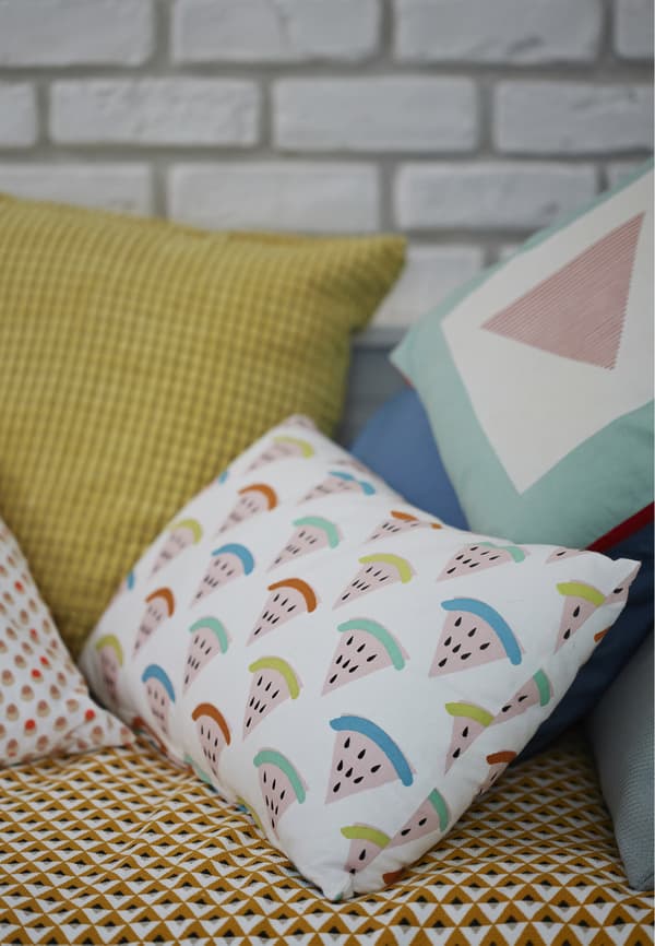 Mélange de coussins à motifs