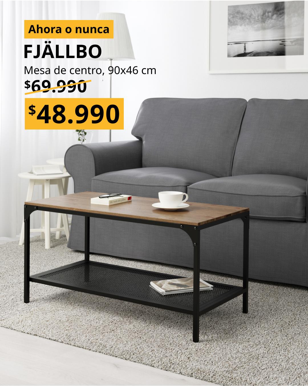 Mesa de centro FJÄLLBO negra con estructura metálica, tablero de madera maciza y repisa inferior para almacenamiento.