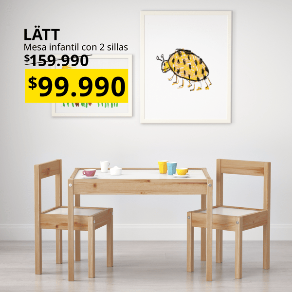 Mesa infantil LÄTT con un fondo de pared blanca y precio especial por noviembre.